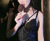 女星辛芷蕾黑色系列写真感性吸睛气质高冷明艳动人—黑内衣女神